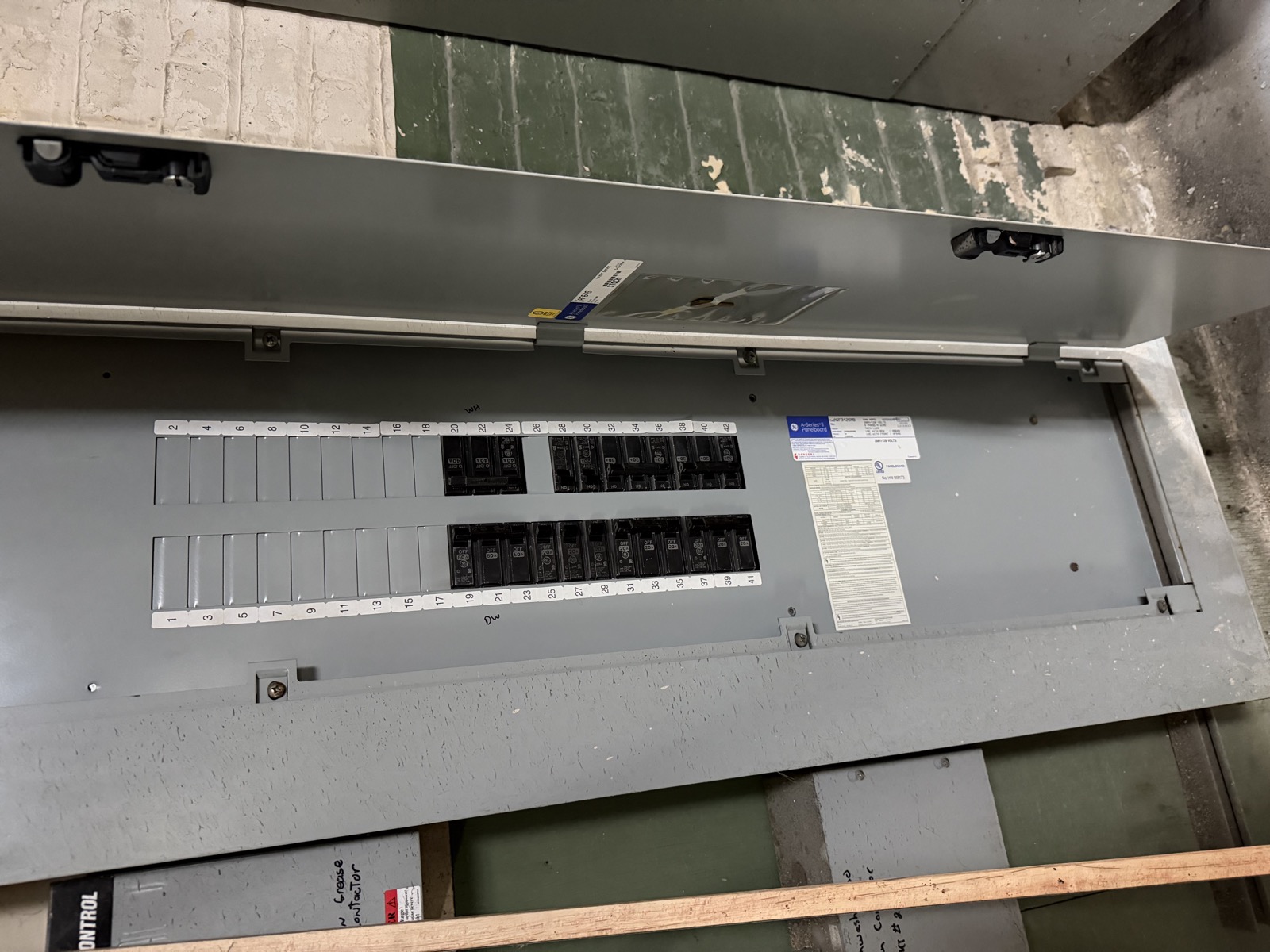 Garage Electrical Room - 6